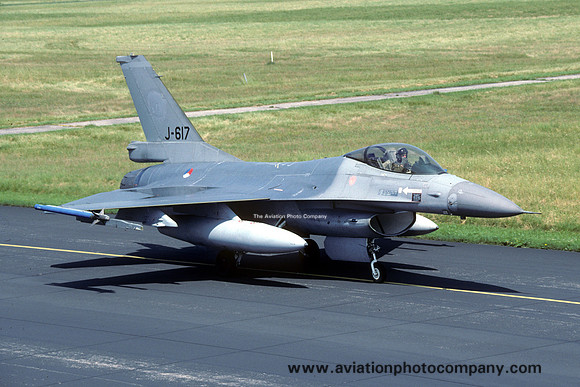 Dutch Air Force GD F-16A Fighting Falcon J-617 (1995)