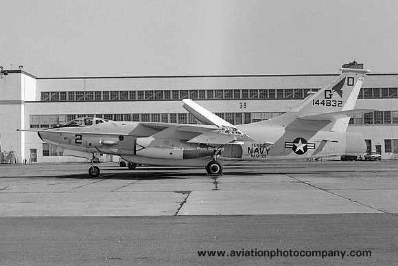 US Navy VAQ-33 Douglas EKA-3B Skywarrior 144832/GD-2 (1974)