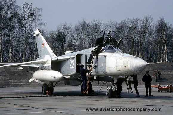 Russian Air Force 11 ORAP Sukhoi Su-24MR Fencer 22 (1993)