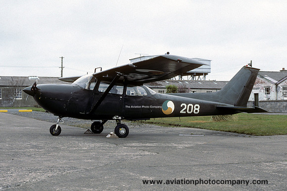 Irish Air Corps Reims/Cessna FR172H Rocket 208 (1995)