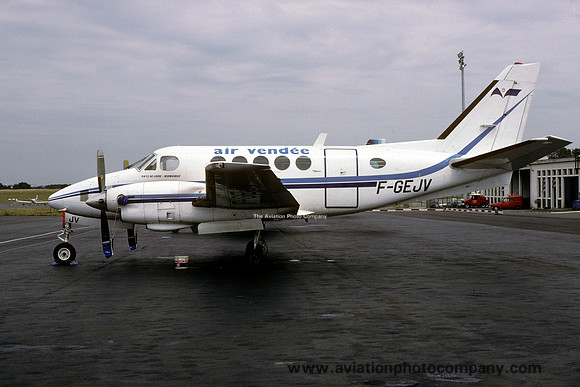 Air Vendee Beech A100 King Air F-GEJV (1988)