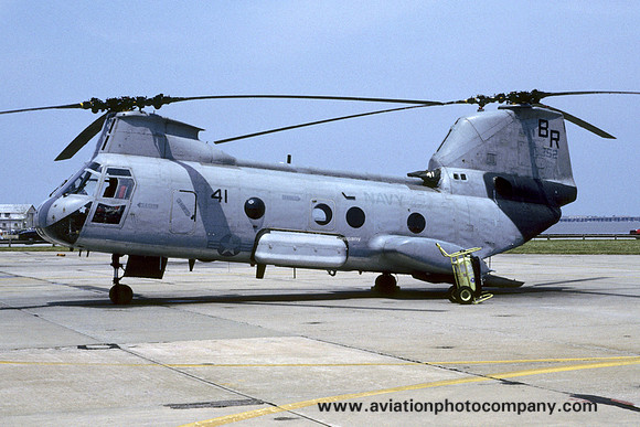 US Navy HC-8 Vertol CH-46D Sea Knight 153352/BR-41 (1993)