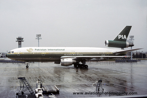 PIA Pakistan International Airlines Douglas DC-10-30 AP-AXC (1978)