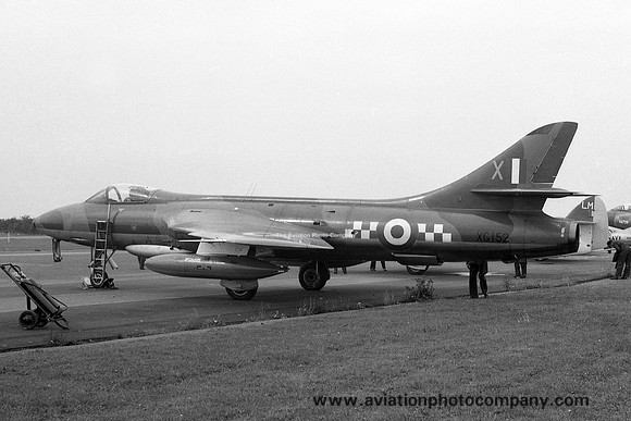 RAF 19 Squadron Hawker Hunter F.6 XG152/X (1958)