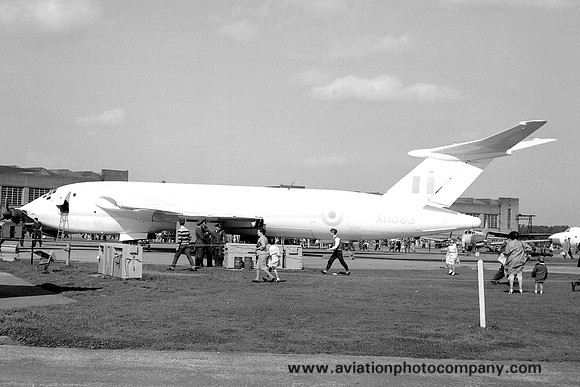 RAF 57 Squadron Handley Page Victor B.2 XH593