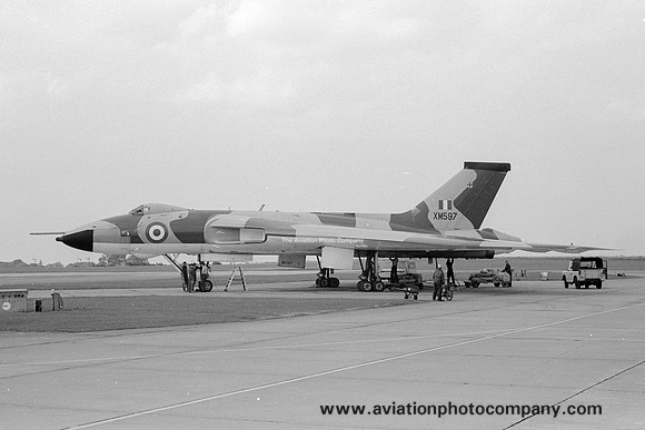RAF Waddington Wing Avro Vulcan B.2 XM597 (1974)