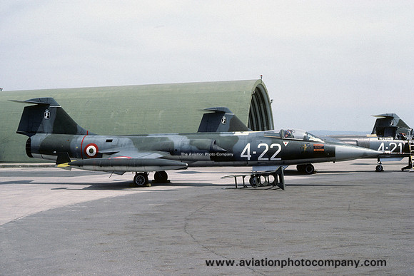 Italian Air Force 4 Stormo Lockheed F-104S Starfighter MM6940/4-22 (1981)
