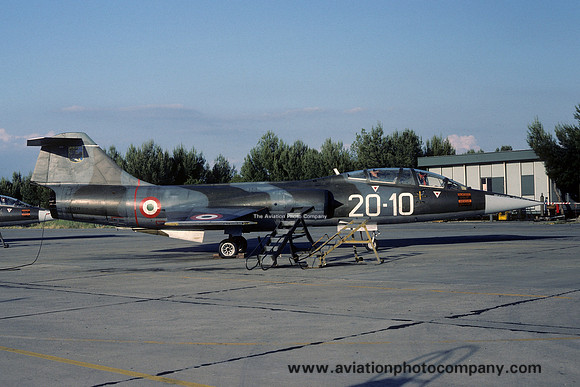 Italian Air Force 20 Gruppo Lockheed TF-104G Starfighter MM54235/20-10 (1981)