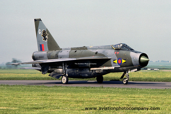 RAF 11 Squadron English Electric Lightning F.6 XS936/G at RAF Binbrook (1979)