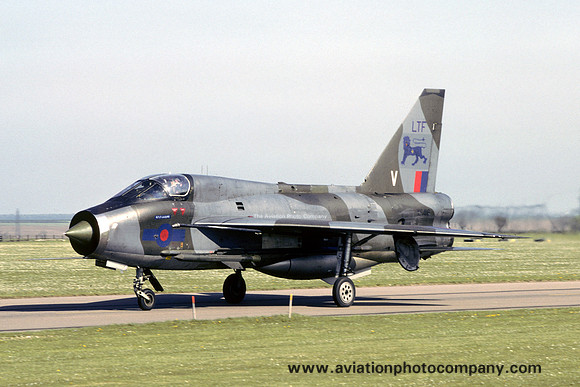 RAF LTF English Electric Lightning T.5 XS416/V at RAF Binbrook (1979)