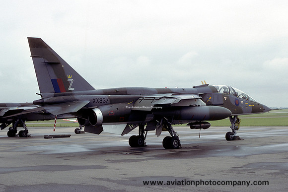 RAF 226 OCU Sepecat Jaguar T.2 XX837/Z (1979)
