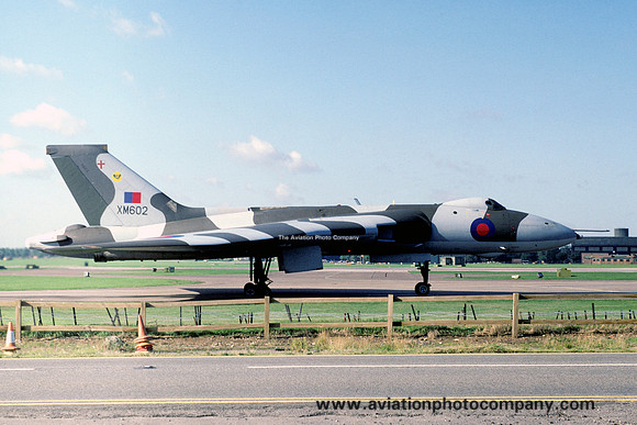 RAF 9 Squadron Avro Vulcan B.2 XM602 (1979)
