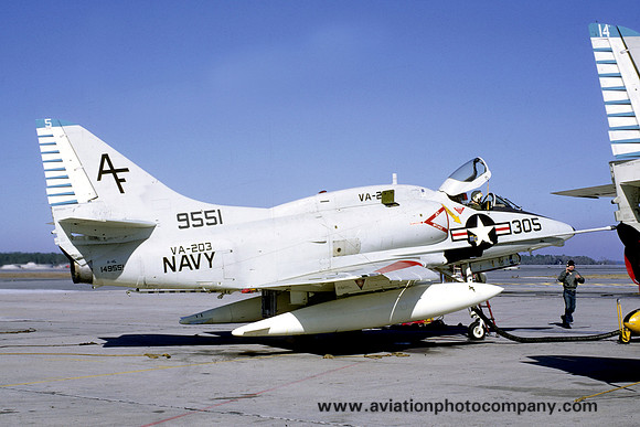 US Navy VA-203 Douglas A-4L Skyhawk 149551/AF-305 (1971)