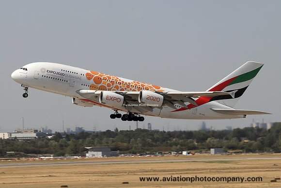 Emirates Airline Airbus A380-861 A6-EOA (2019)