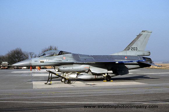 Dutch Air Force GD F-16A Fighting Falcon J-203 (1996)