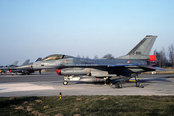 Dutch Air Force GD F-16A Fighting Falcon J-881 (1996)