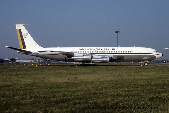 Brazilian Air Force 2/2 GT Boeing 707-345C (KC-137E) 2401 (1995)
