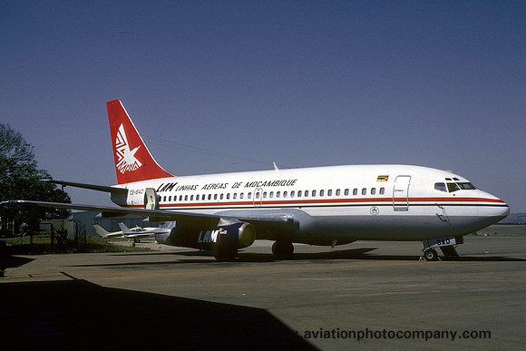 LAM Linhas Aereas Mocambique Boeing 737-2B1 C9-BAD (1988)