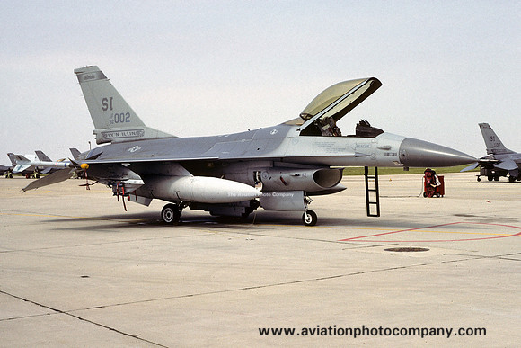 USAF Illinois ANG 170 FS General Dynamics F-16A Fighting Falcon 82-1002/SI (1993)