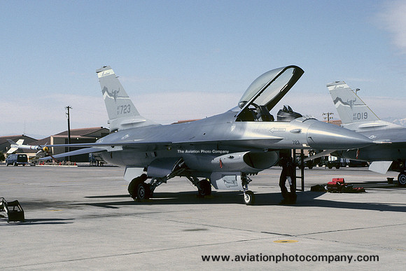 USAF Montana ANG 186 FS General Dynamics F-16A Fighting Falcon 81-0723 (1993)