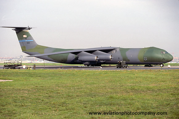 USAF 438 AW Lockheed C-141B Starlifte 66-0162 at Rhein Main AB (1992)