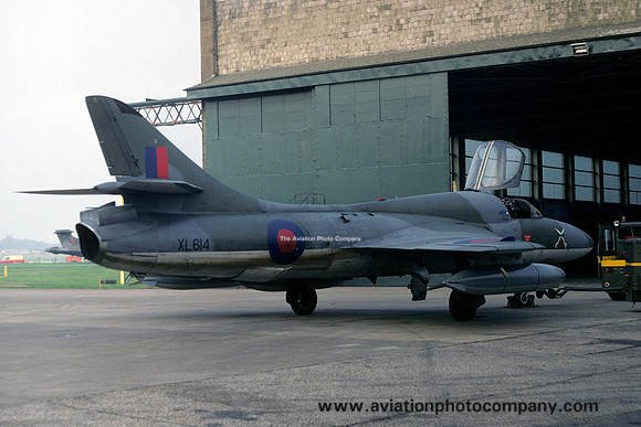 RAF 237 OCU Hawker Hunter T.7 XL614 (1979)