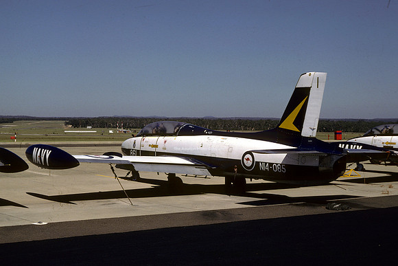 Royal Australian Navy 724 Squadron CAC MB.326H N14-085 (1982)