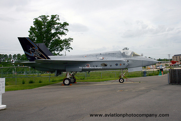 Lockheed X-35C "300" displayed at NAS Patuxent River (2009)