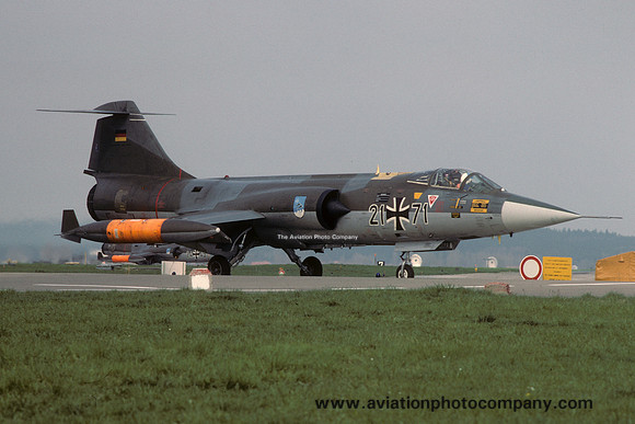 German Air Force JBG34 Lockheed F-104G Starfighter 21+71 (1984)