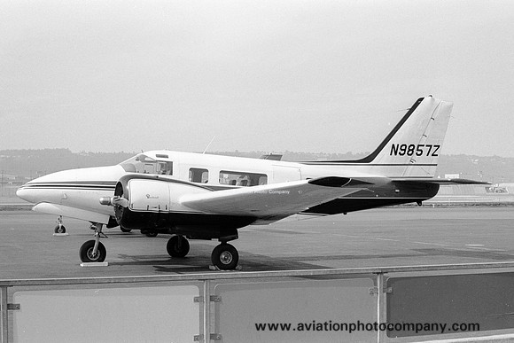 Beech 18 (C-45G) Tradewind N9857Z (1972)