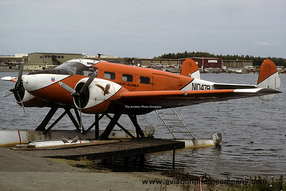 Beech C18S N1047B (1988)