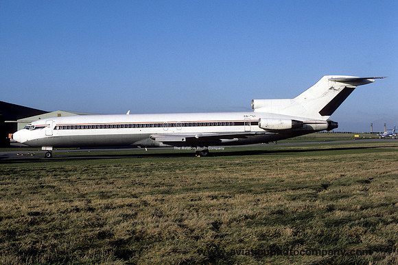 Ex Delta Airlines Boeing 727-232 CS-DCI at East Midlands (1988)