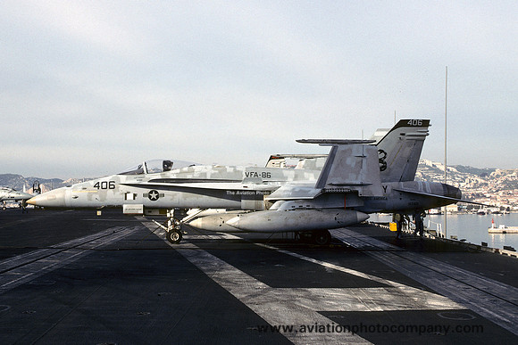 US Navy VFA-86 McDonnell Douglas F/A-18C Hornet 163431/AB-406 on board USS America (1993)