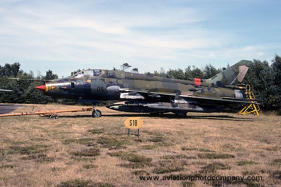 German Air Force Sukhoi Su-22M4 25+05 at Nordholz (1995)