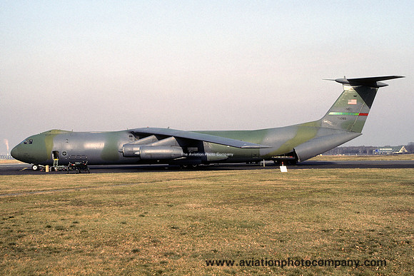 USAF 62 AW Lockheed C-141B Starlifter 63-8089 (1993)