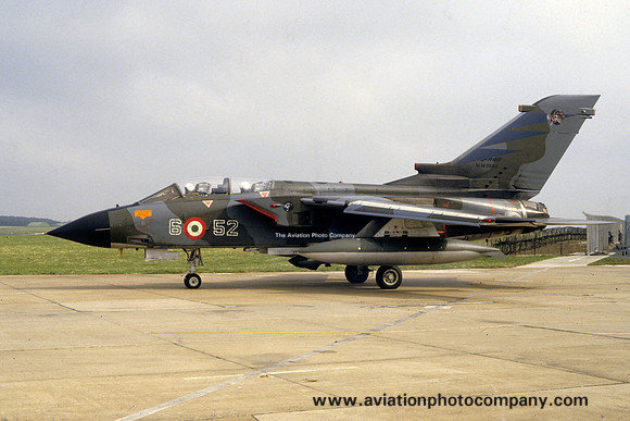 Italian Air Force 6 Stormo Panavia Tornado MM7063/6-52 (1986)