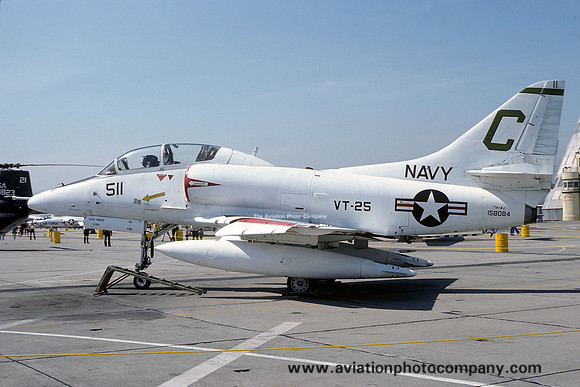 US Navy VT-25 Douglas TA-4J Skyhawk 158084/C-511 (1976)