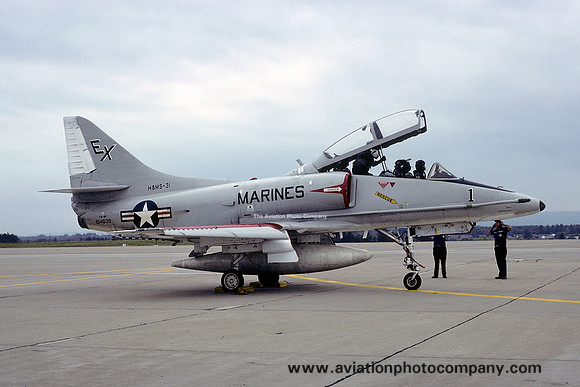 US Marines H&MS-31 Douglas TA-4F Skyhawk 154639/EX-1 (1977)