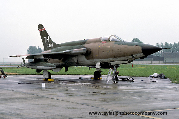 USAF AFRes 457 TFS Republic F-105D Thunderchief 60-0390/TH (1977)