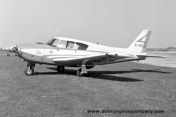 Piper PA-24-250 Comanche G-APUZ (1961)