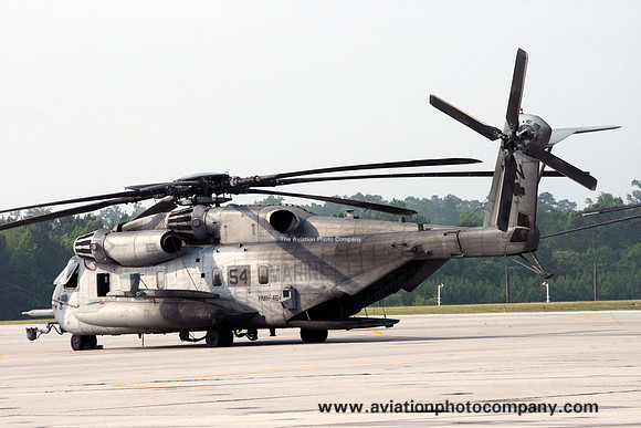 US Marines HMH-464 Sikorsky CH-53E Super Stallion 162522/EN-54 at MCAS New River (2011)