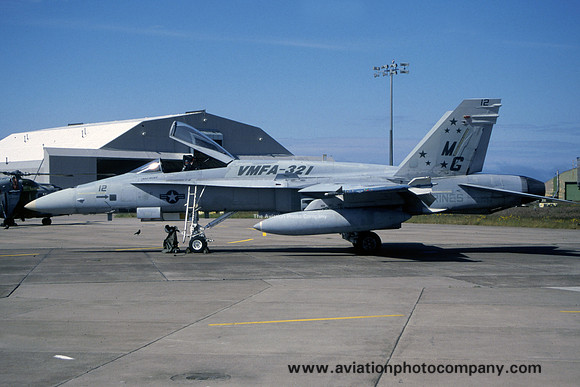 US Marines VMFA-321 McDonnell Douglas F/A-18A Hornet 162429/MG-12 (2000)