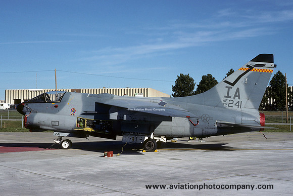 USAF Iowa ANG 124 TFS LTV A-7D Corsair 72-0241/IA