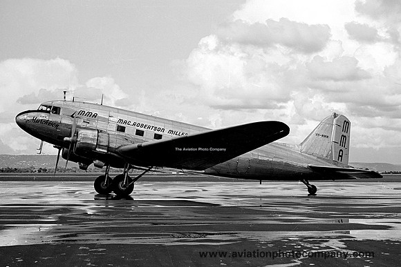 MMA MacRobertson-Miller Airlines Douglas C-47A VH-MMM