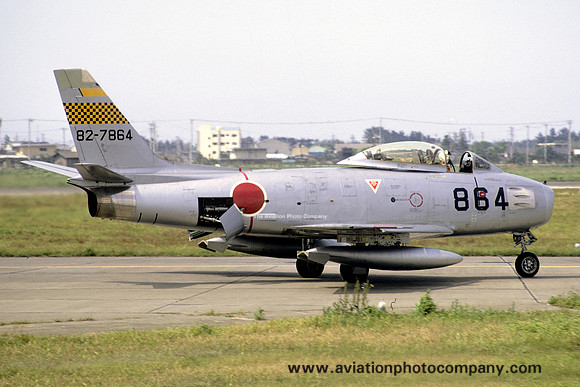 JASDF 1 Hikotai North American F-86F Sabre 82-7864 (1973)