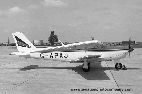 Piper PA-24-250 Comanche G-APXJ (1969)