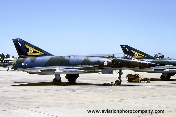 RAAF 2 OCU Dassault Mirage 3OA A3-9 (1981)
