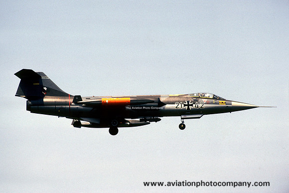 German Air Force JBG32 Lockheed F-104G Starfighter 21+42 (1982)