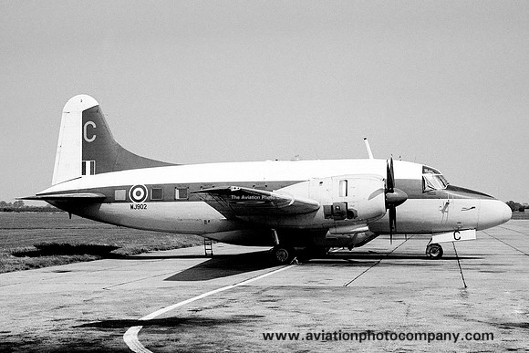 RAF 5 FTS Vickers Varsity T.1 WJ902/C (1974)