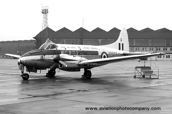 RAF Training Command De Havilland Devon C.2 VP968 at RAF Leuchars (1970)